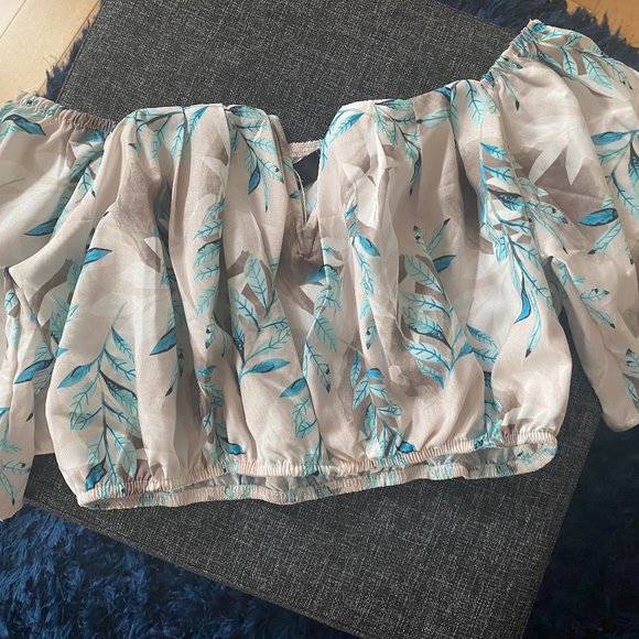 Crop top - Picture 1 of 1